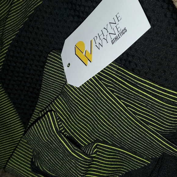 Phyne Wyne Athletic Wear - Picture 4 of 4